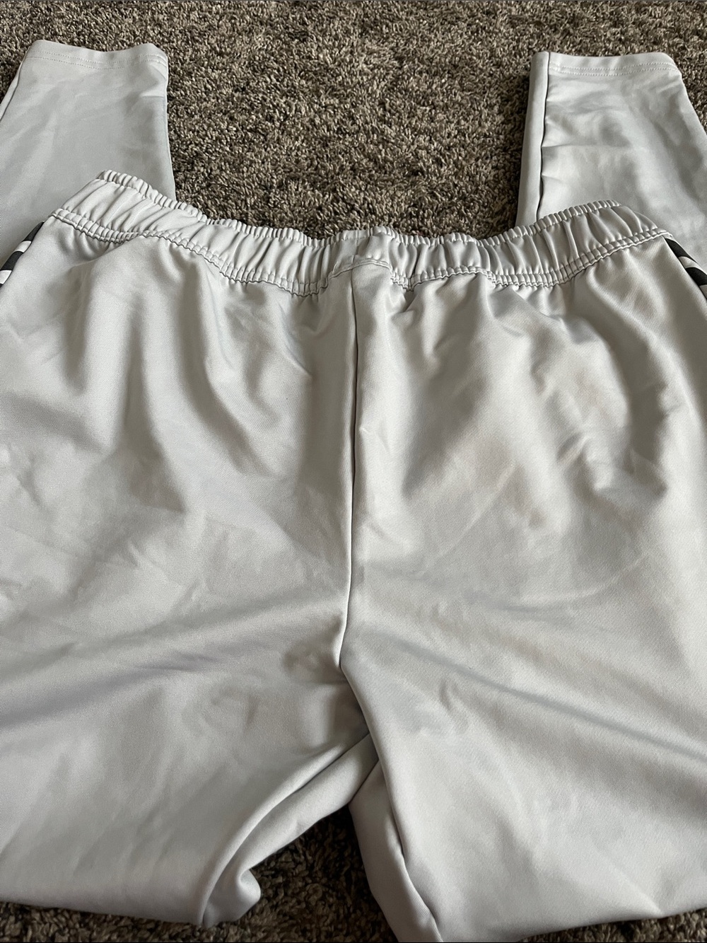 Gymshark Light Gray Performance Joggers
Medium. Mens - Picture 5 of 7